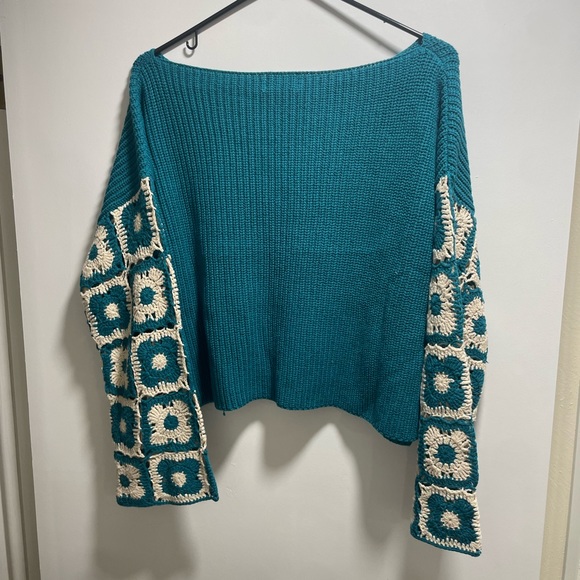 Pink Lily. Blue Crochet Sleeve Sweater. Size Small. - Picture 2 of 7